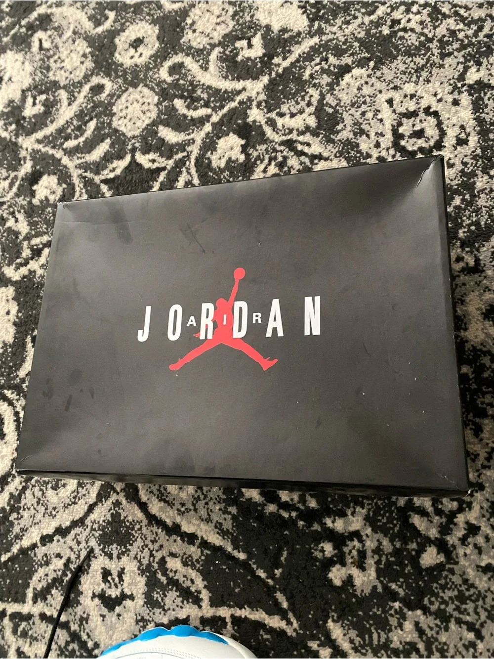 Jordan Mens White & Blue Shoes- 10.5M